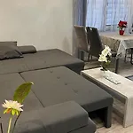 Ferienwohnung Grafschaft Mit Balkon