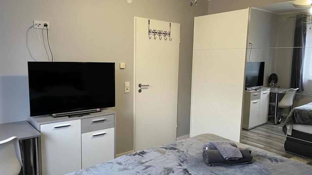 Apartment Ferienwohnung Grafschaft Mit Balkon Trier